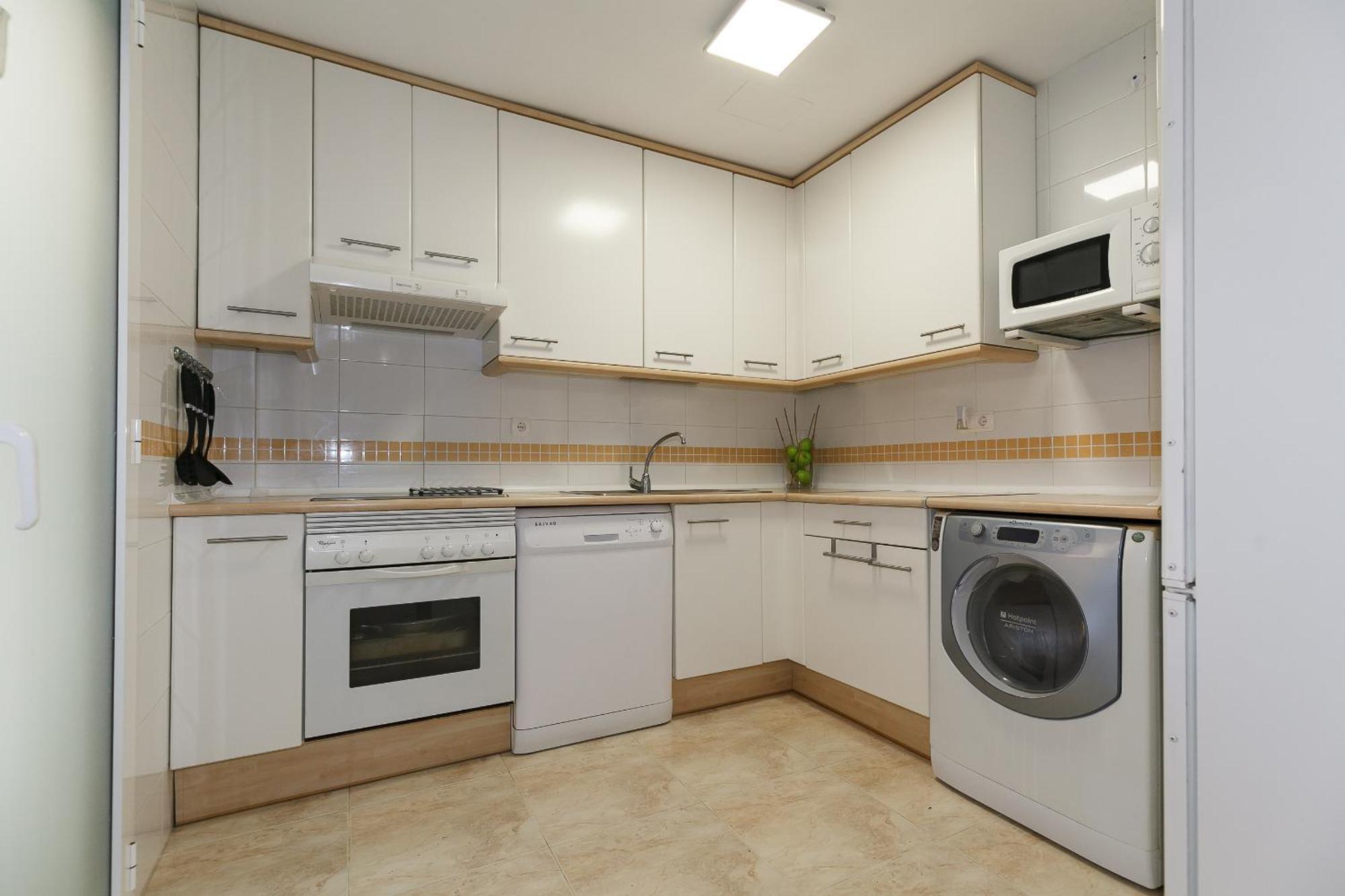Uhc Golden Pineda Apartments La Pineda Extérieur photo