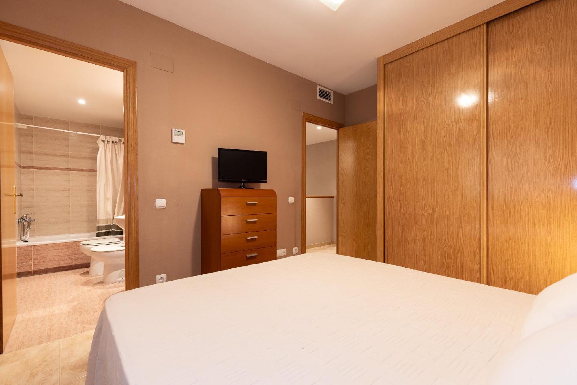 Uhc Golden Pineda Apartments La Pineda Extérieur photo
