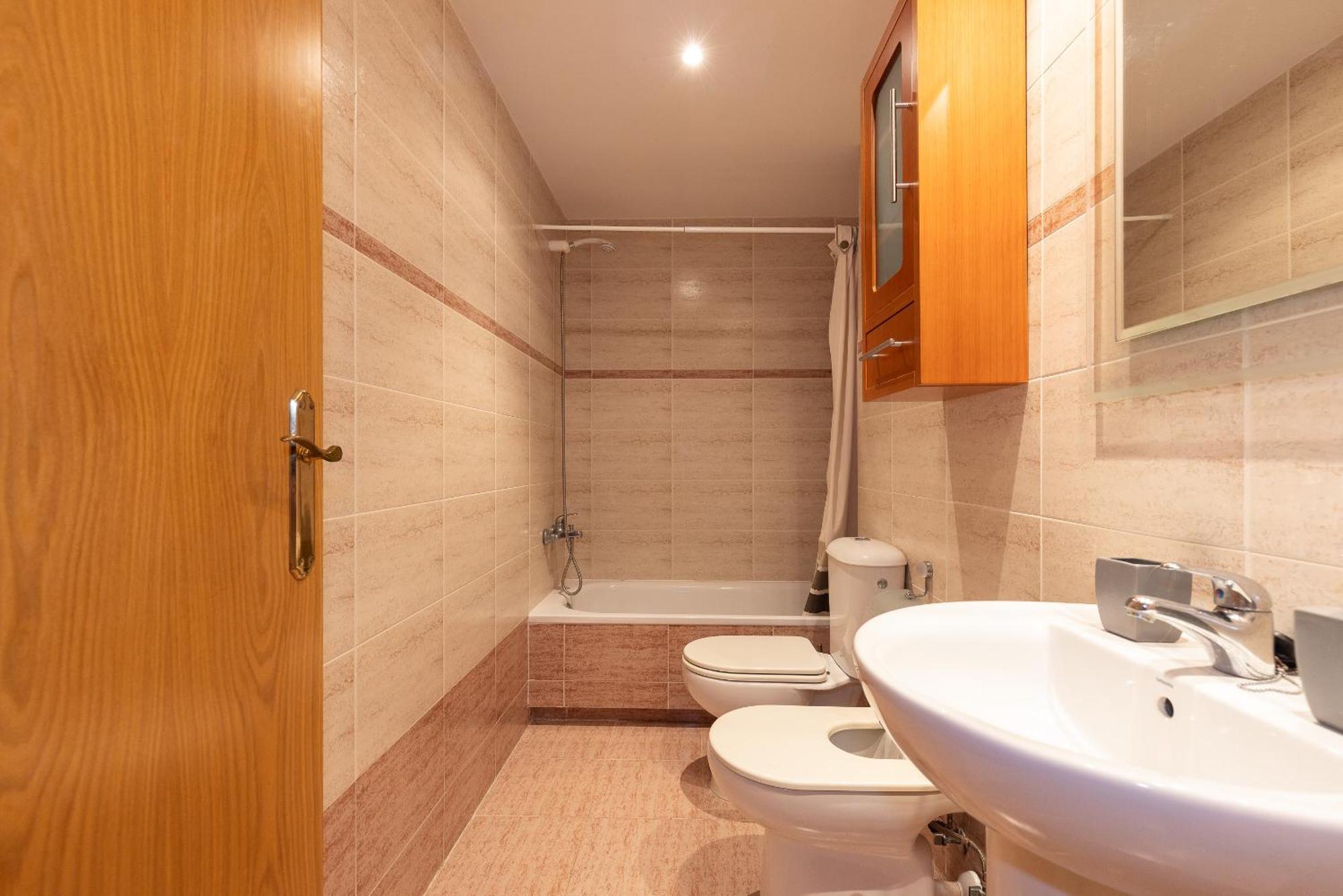 Uhc Golden Pineda Apartments La Pineda Extérieur photo