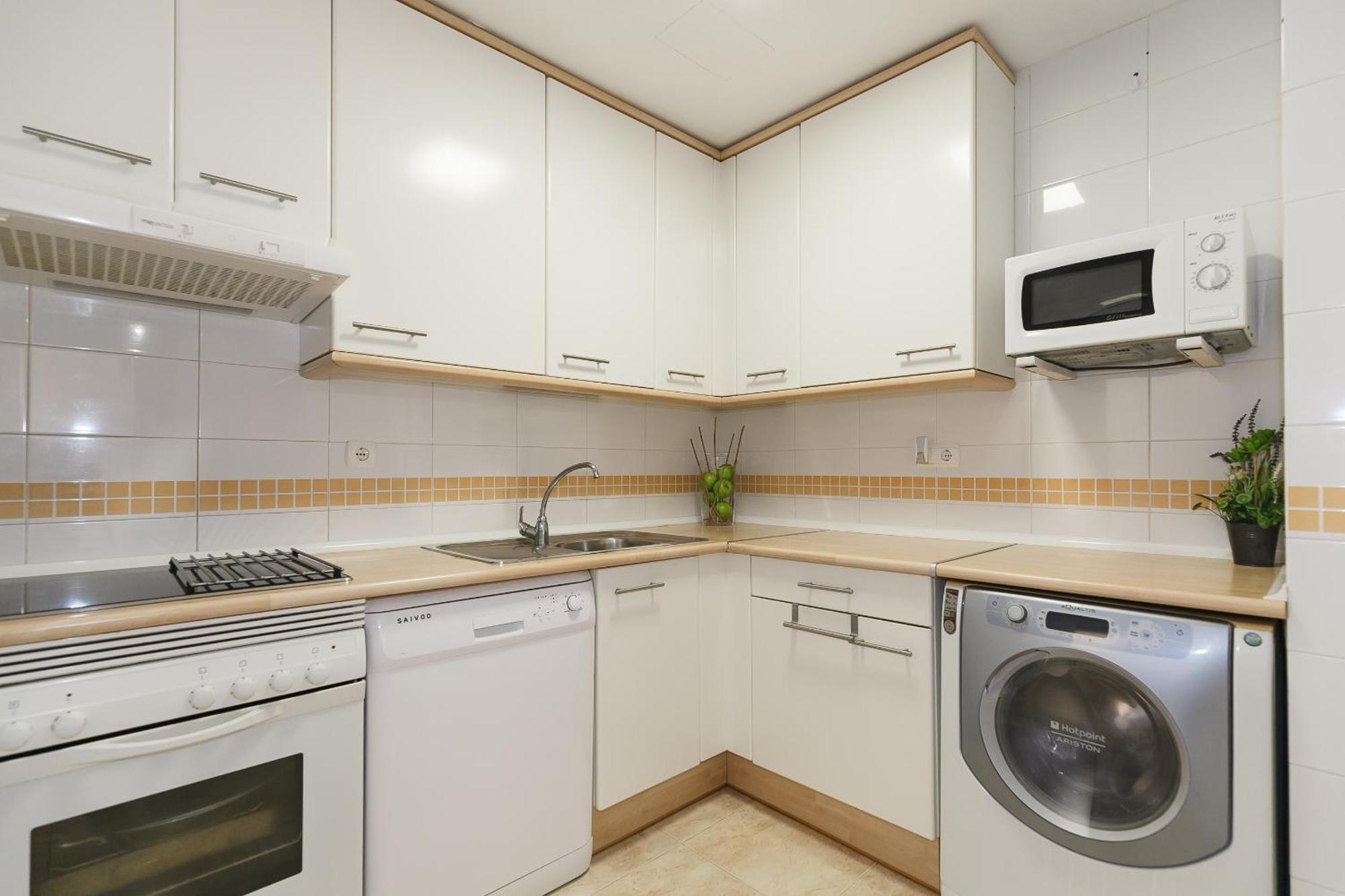 Uhc Golden Pineda Apartments La Pineda Chambre photo