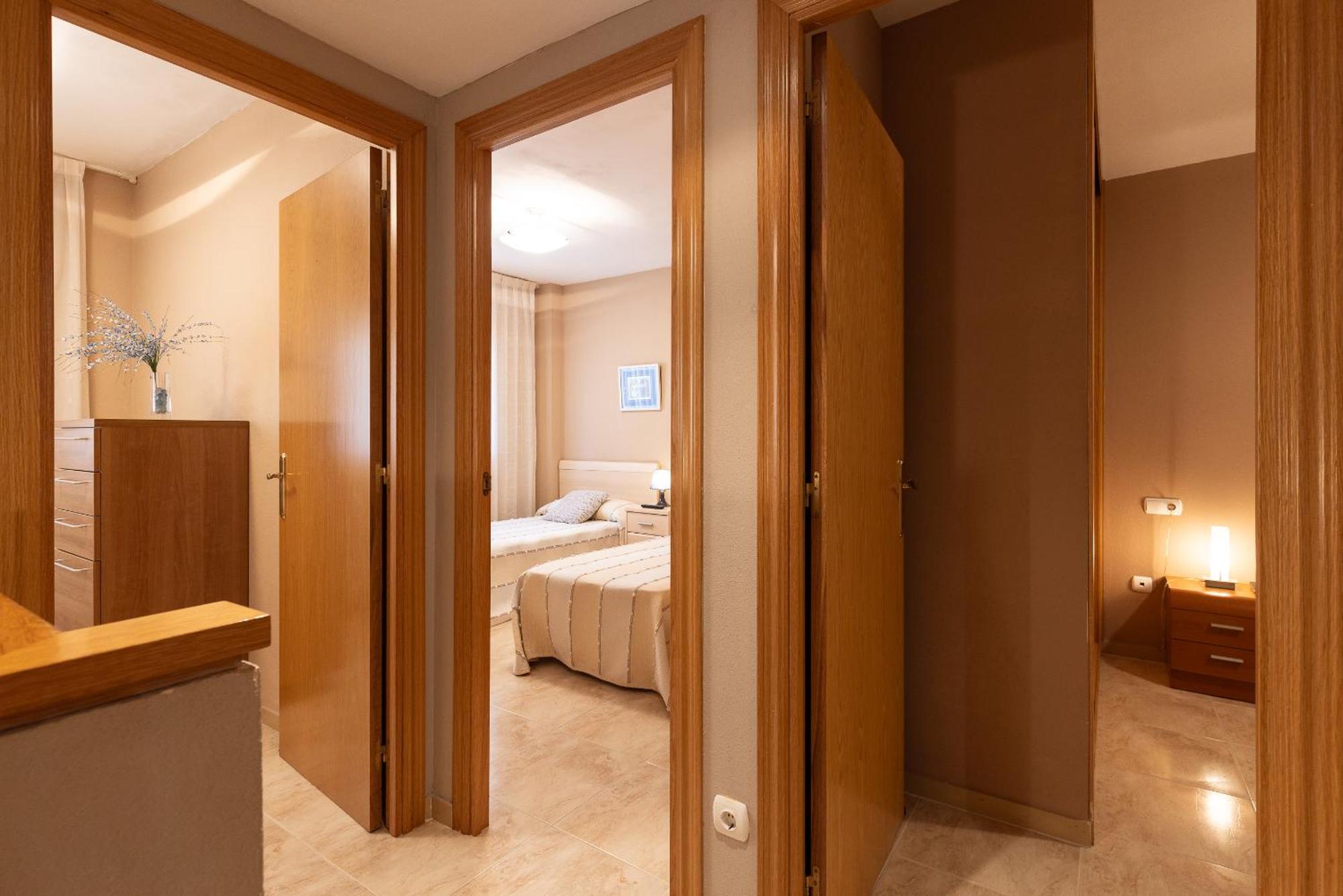 Uhc Golden Pineda Apartments La Pineda Chambre photo