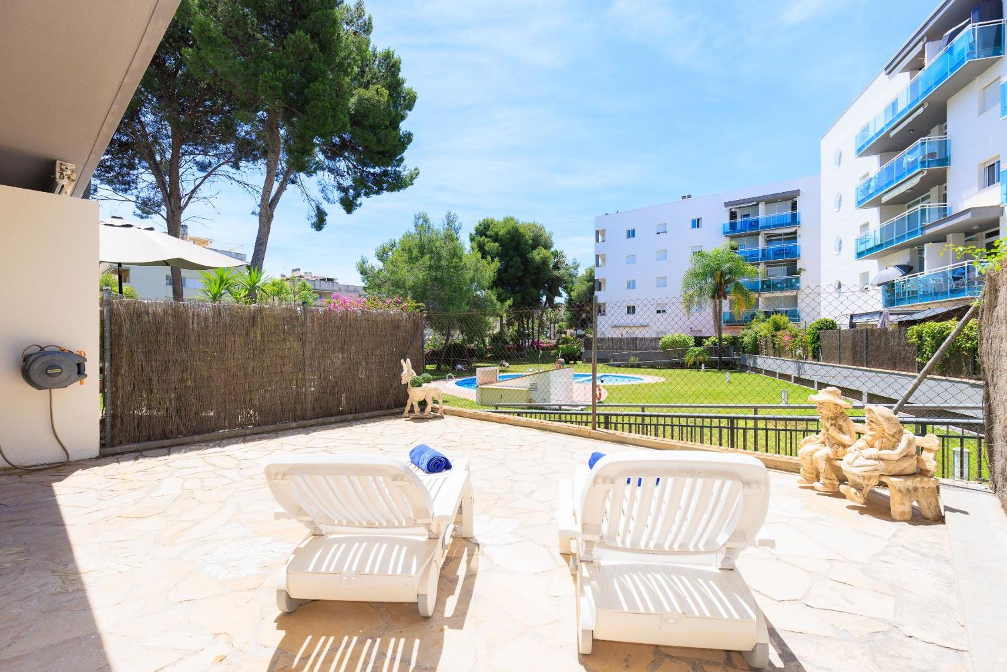 Uhc Golden Pineda Apartments La Pineda Extérieur photo