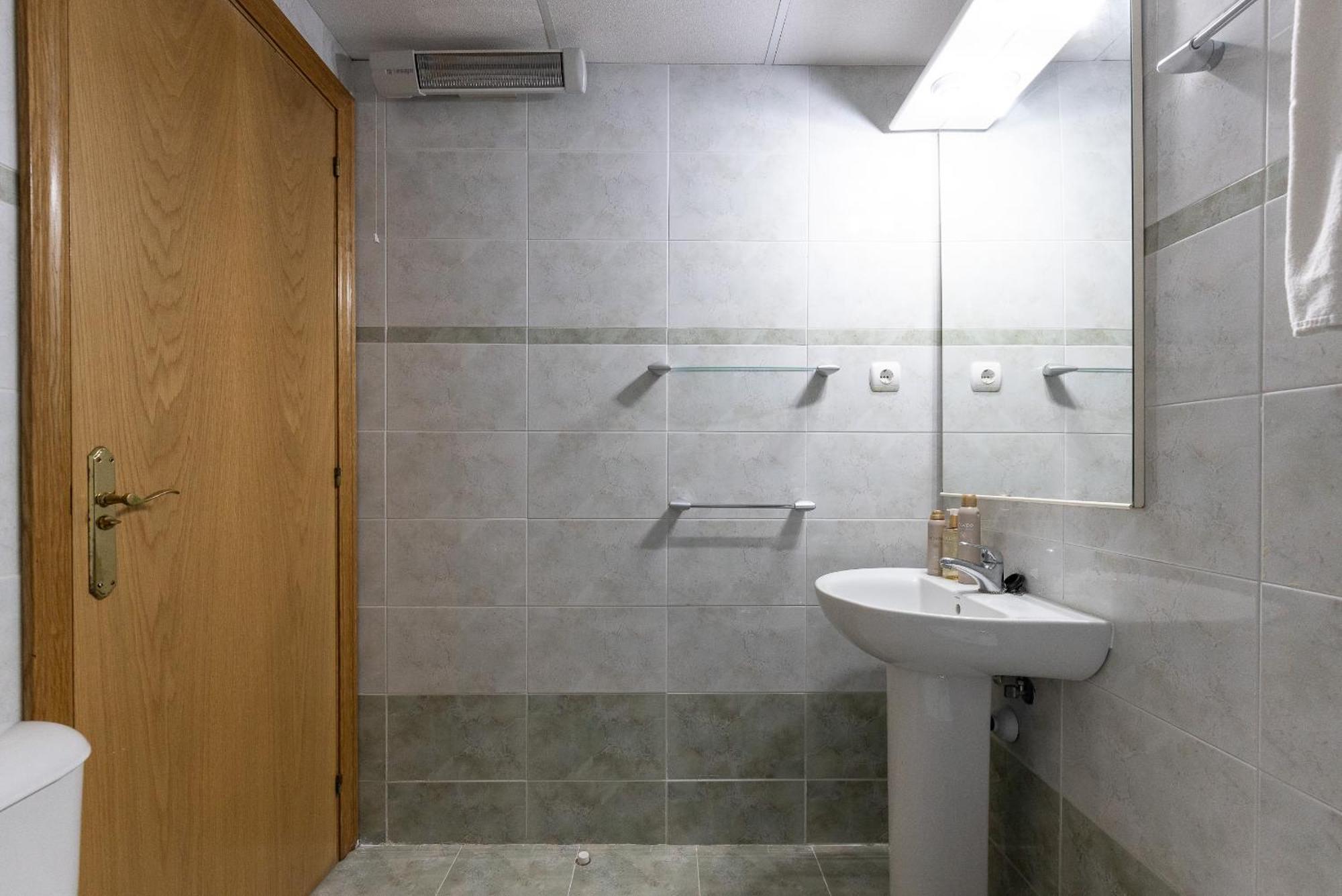 Uhc Golden Pineda Apartments La Pineda Chambre photo