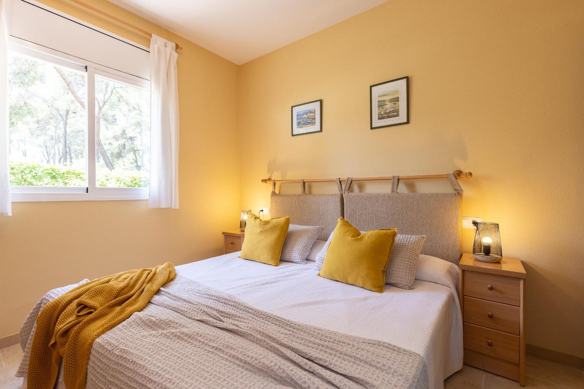 Uhc Golden Pineda Apartments La Pineda Extérieur photo