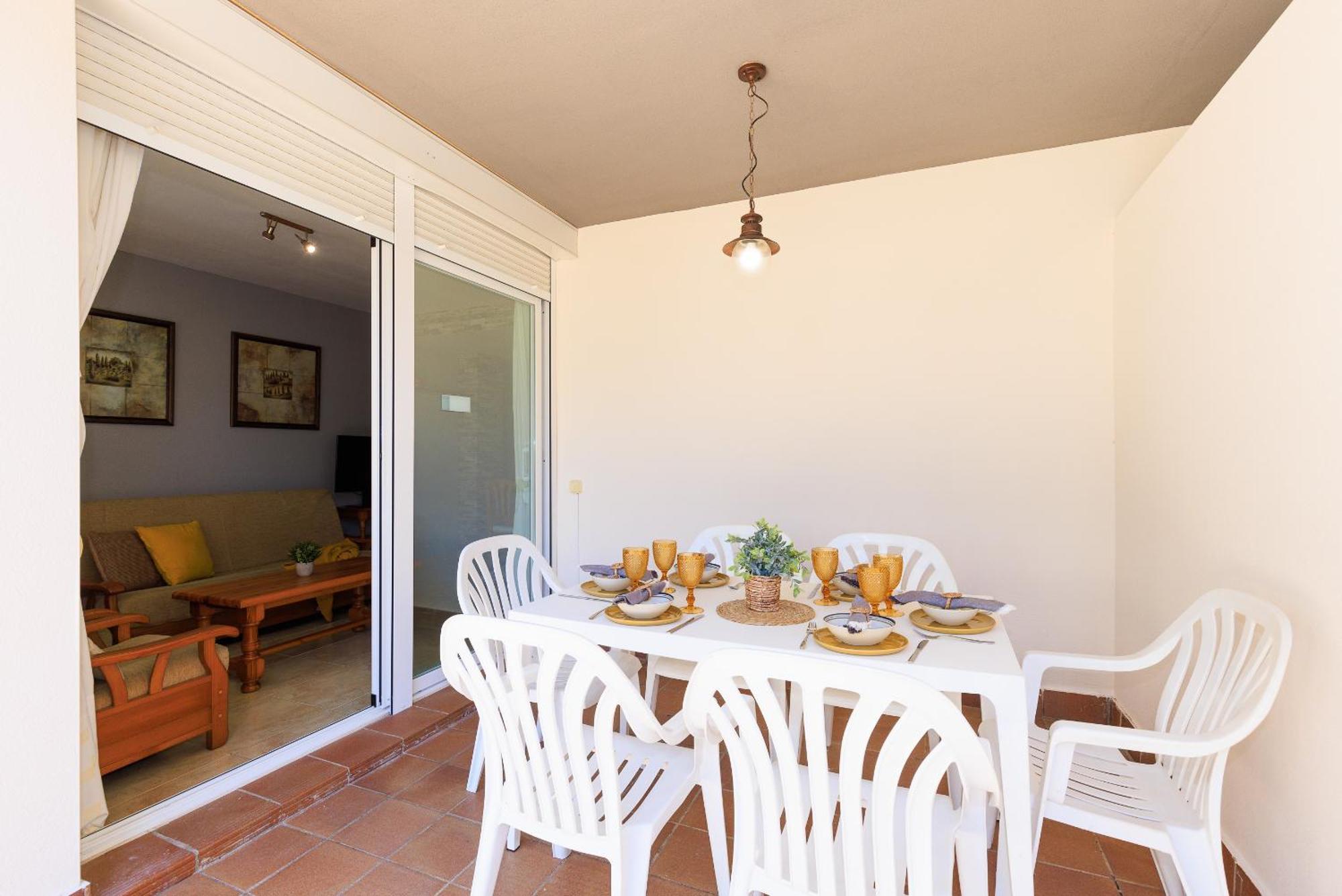 Uhc Golden Pineda Apartments La Pineda Chambre photo