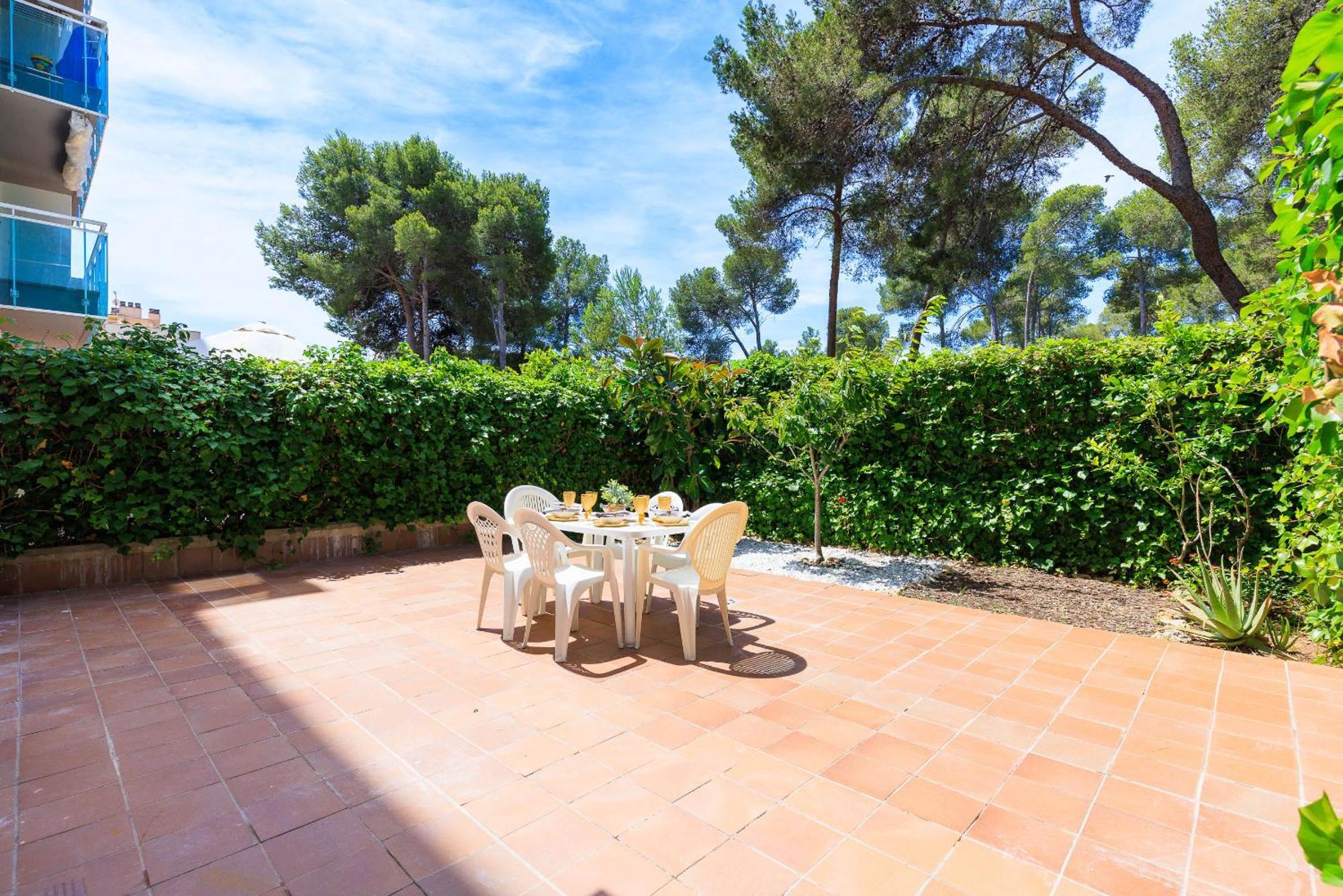 Uhc Golden Pineda Apartments La Pineda Chambre photo